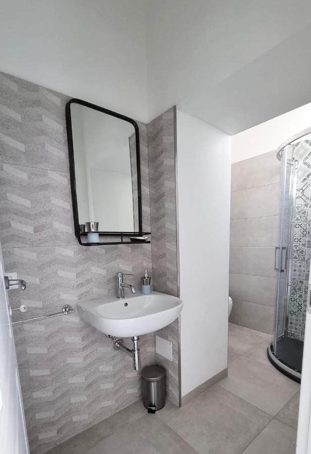 Dimora Giusti Bed & Breakfast Lecce Dış mekan fotoğraf